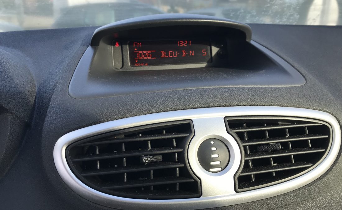 peugeot 308 gti clio essence 039